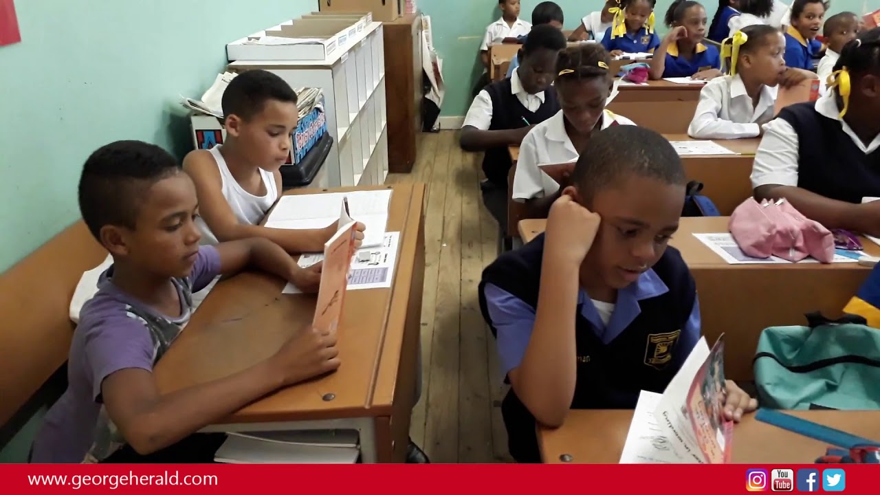 Lees hardop en maak kinders lus vir lees