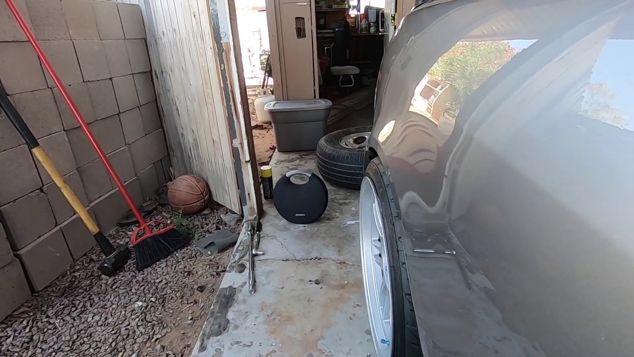 RSX gets an Upgraded suspension Part 1