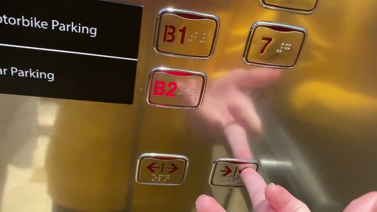 diamond plaza lift tour HCMC VN