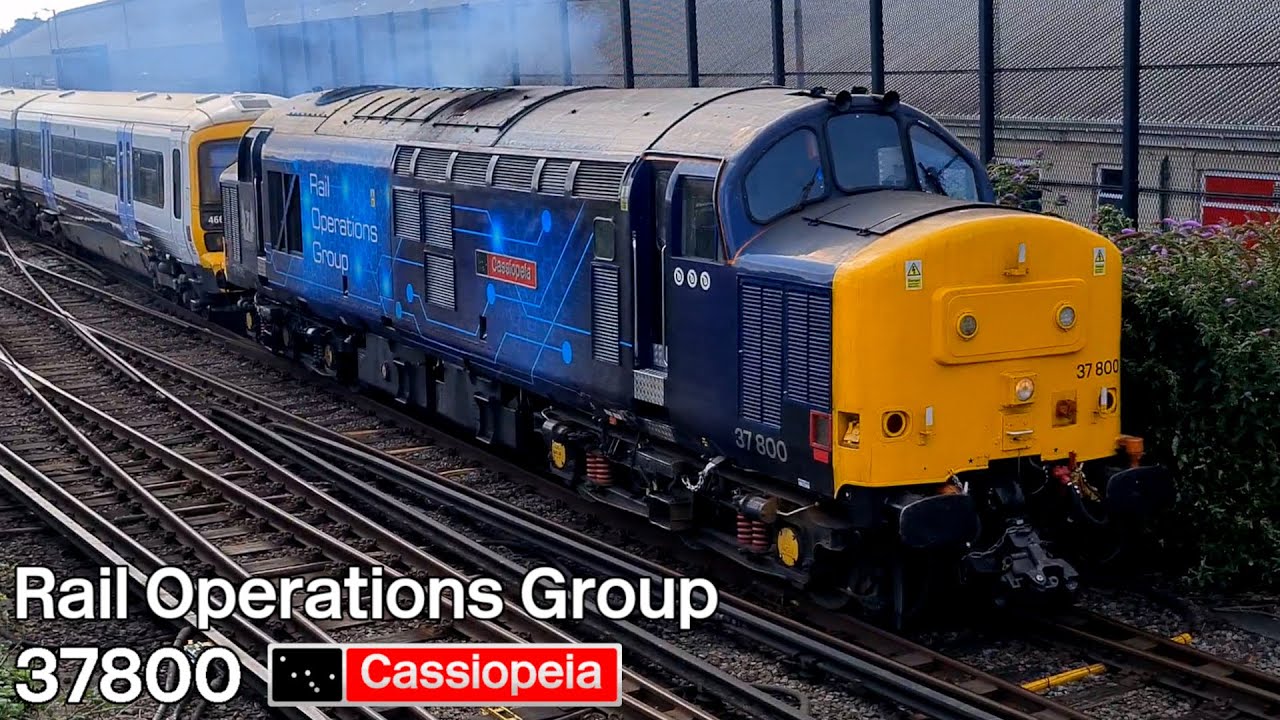 ROG 37800 'Cassiopeia' with a drag of Class 466 at Gillingham.