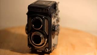 Yashica 44 camera