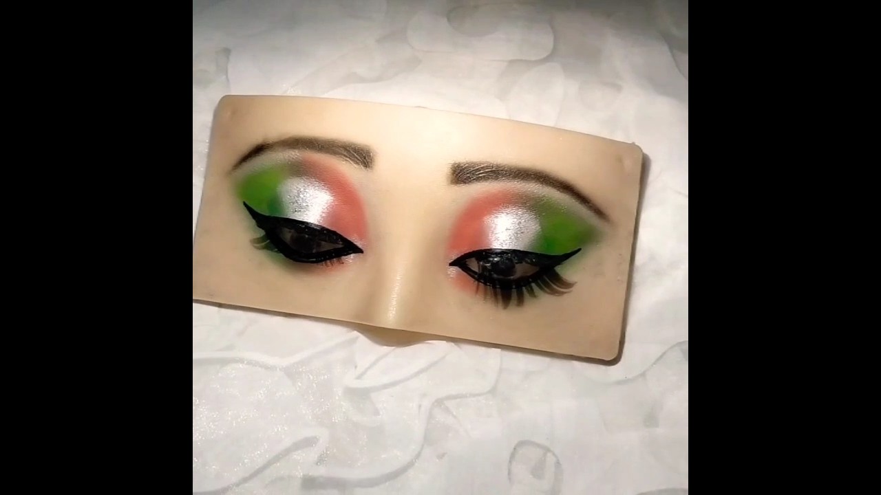 tiranga eye makeup 