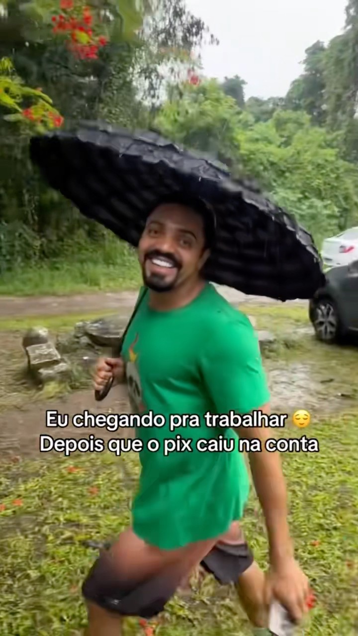 Eu chegando p trabalhar depois q o PIX entrou na conta.  #humor #tirulipa #memes #comedia