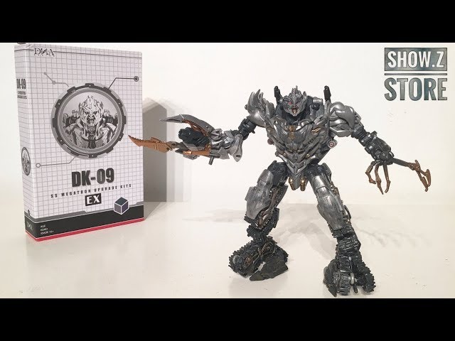 DNA Design DK 09 Studio Series BATTLE DAMAGED Megatron Review class=