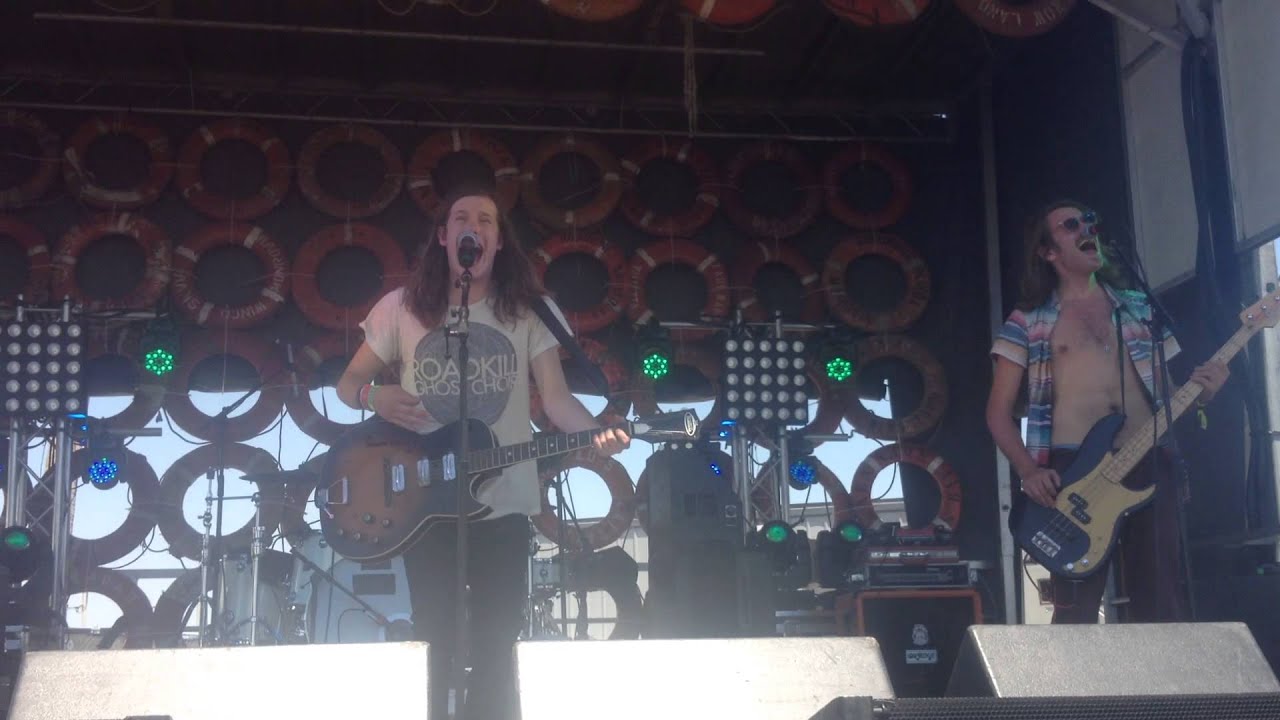Desert Noises- Mice in the Kitchen (Live at Hangout Fest 5.17.14)