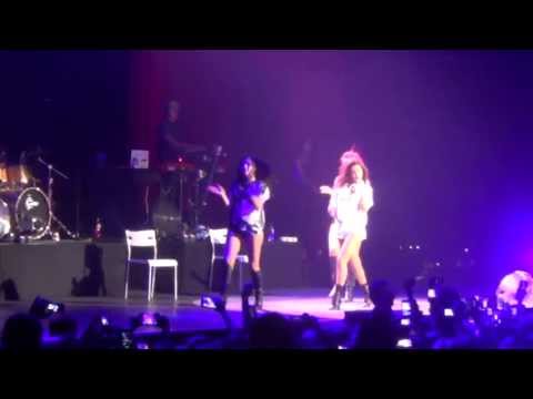 selena-gomez-birthday-+-birthday-cake-live-in-vienna-austria-9--17--2013