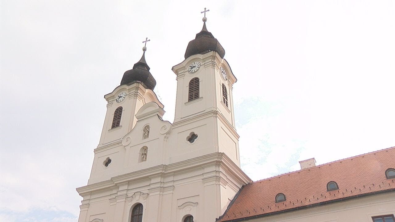 Pogány Madonna Pogány Madonna