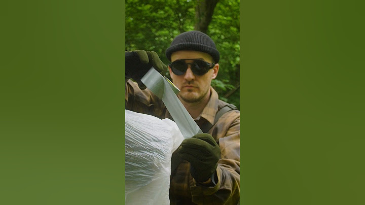 Survival skills: Making a Bucket from duct Tape and bag  #survival #camping #lifehacks