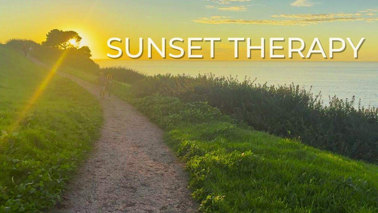 California’s Most Epic Sunset Hike | 25 Mins at Bluff Cove [4K 60fps]