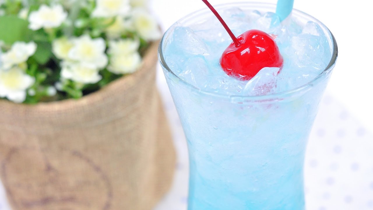 บูลฮาวายอิตาเลี่ยนโซดา Blue Hawaii Italian Soda