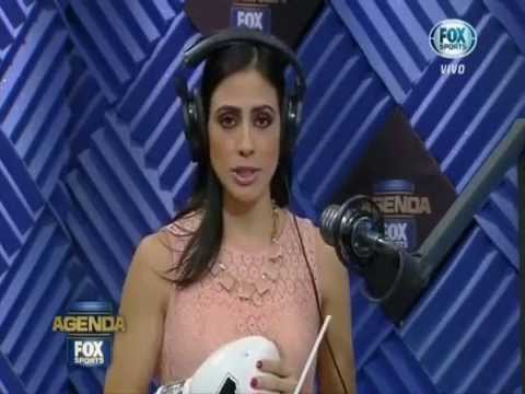 valeria marin sexys piernas - YouTube