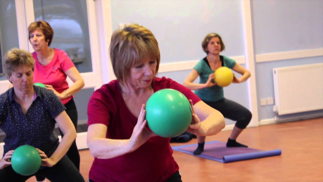 Fitness Pilates With Carole Batten-Rutter - YouTube