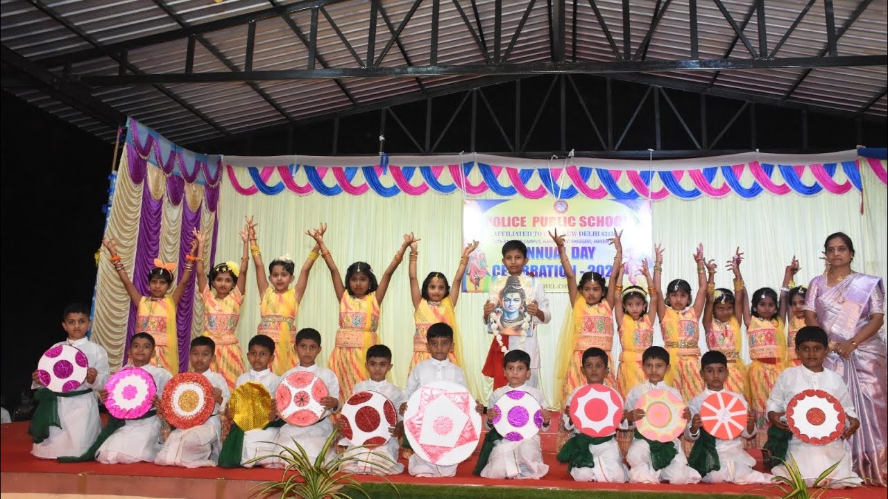 Bangara Thene - Iconic Kannada Folk Dance Performance | Chigurida Kanasu Movie #dance #explore#viral