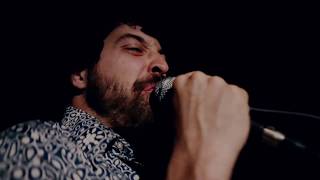 Amon De Medio Live Video - Mombao