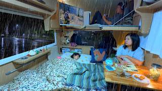 【こんな車中泊が一番好き】雨音だけが響く小さな部屋