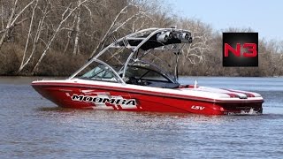 2007 Moomba Mobius LSV  On Water