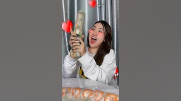 Thử Thách Múc Bang Gỏi Cuốn Size Mỹ Đen To Chà Bá #shorts || Yến Nồi Cơm Điện