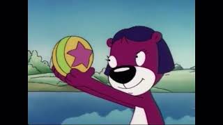 Jelly otter winds up the ball to every girl can be a princess