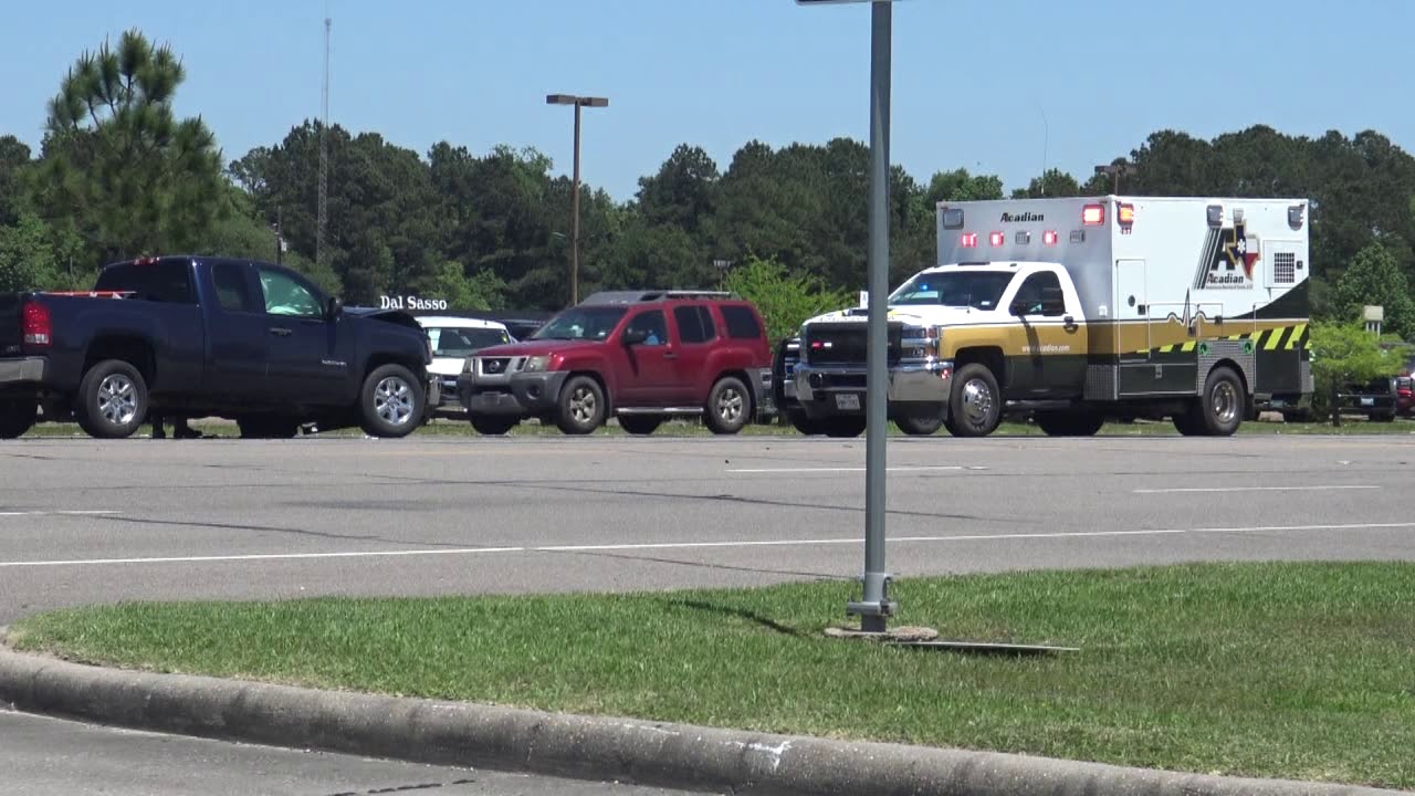 Accident on MacArthur Drive in Orange, Texas April 14, 2020 YouTube