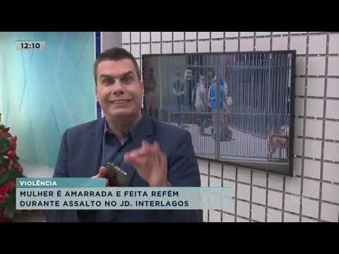 Mulher é amarrada
