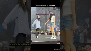 Hight is everything for them 😭😭#jisooo #lisa#rose#blackpink#viral#funny#fun#laugh#hight#1million