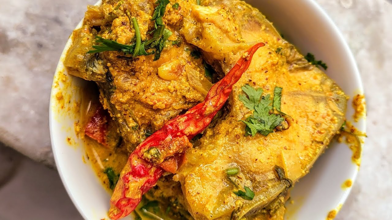 Fish Recipe | Katla Fish Bhapa 🍲 | Steamed Fish Recipe | Soft ...