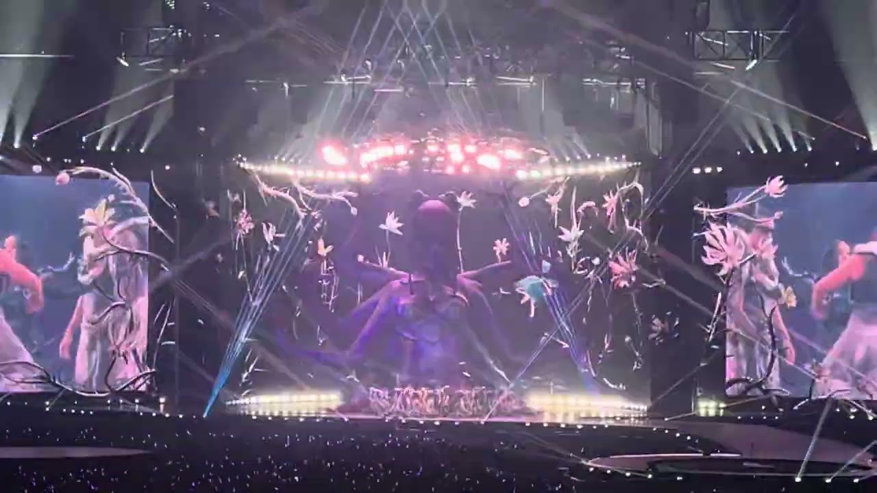 20251230  Jolin Tsai  - 舞孃 + Stars Align + Play我呸 ｜ JOLIN 蔡依林PLEASURE世界巡迴演唱會TAIPEI 2025-2026