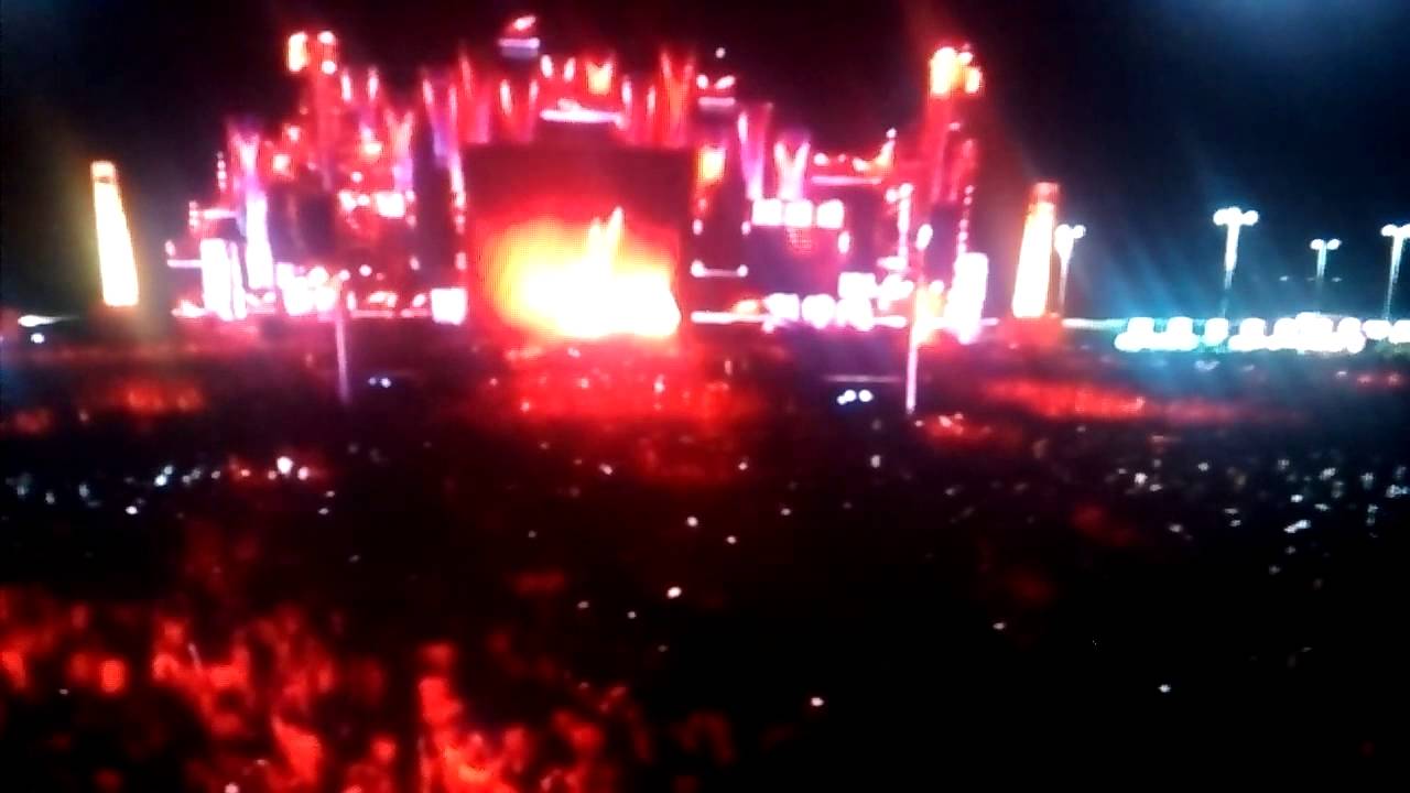 Rihanna rock in rio 2015 - YouTube