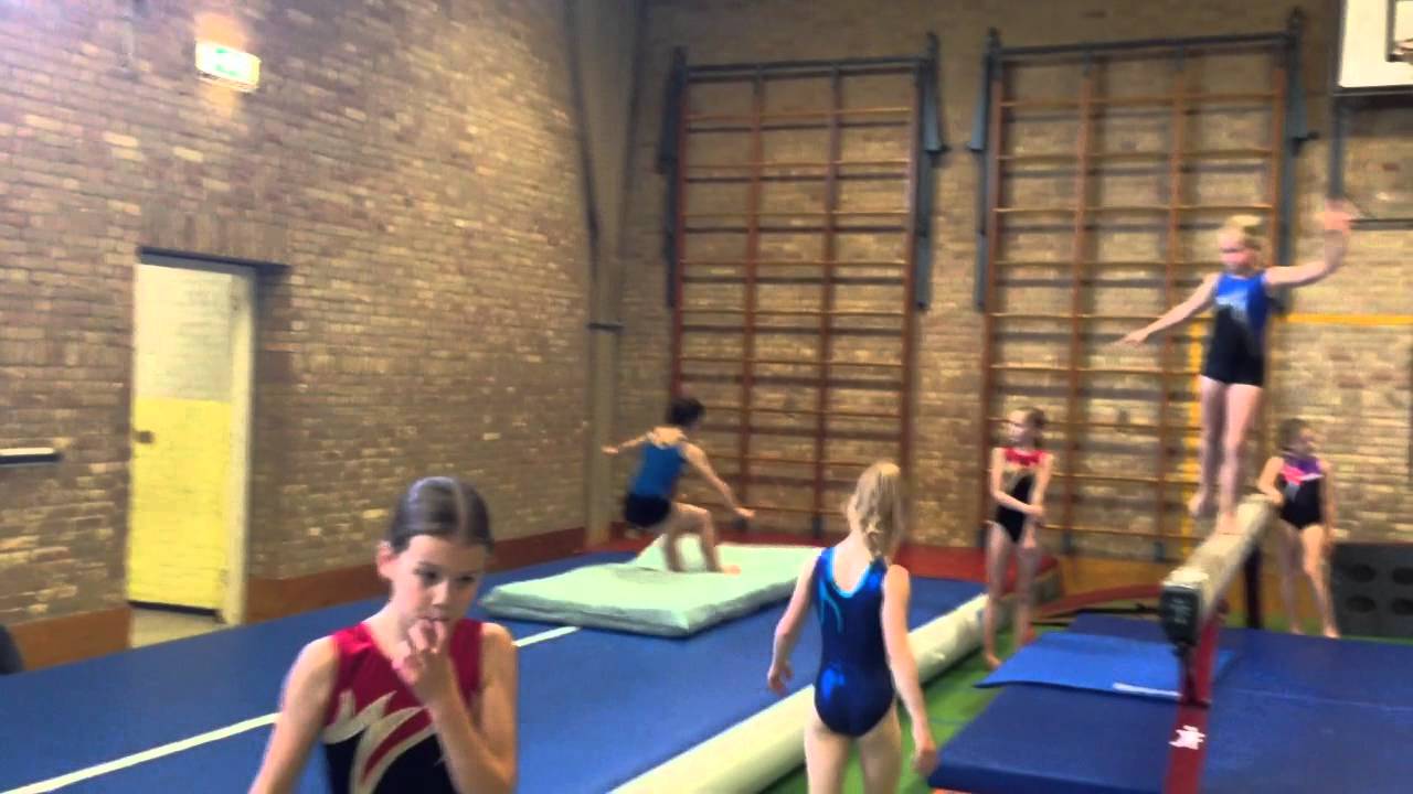 Eva (Pupil 2) - Salto-Schroefsalto