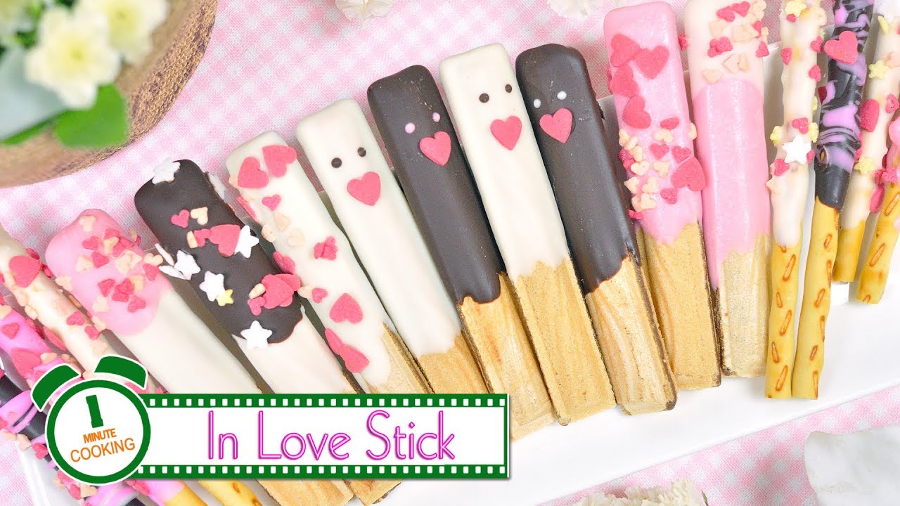 ช็อกโกแลตเคลือบบิสกิต | In Love Stick | 1 Minute Cooking