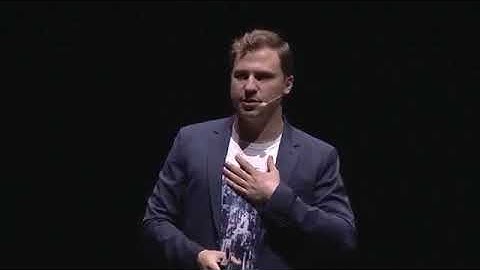 Daniel Dabek NetLeaders Tokyo Global Conference   DASCOIN TOKYO EVENT