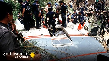 This Plane’s Thrust Reversers Weren’t Supposed to Deploy Midair | Smithsonian Channel