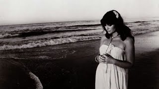 Video thumbnail of "Linda Ronstadt - Feels Like Home (Lyrics)  [HD]"