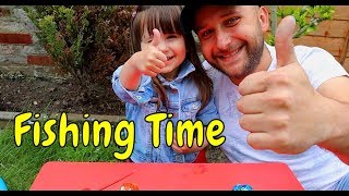 Five little Ducks Fishing Video for Kids | Learning colours with Ella Five little Ducks Fishing Video for Kids | Learning colours with Ella
