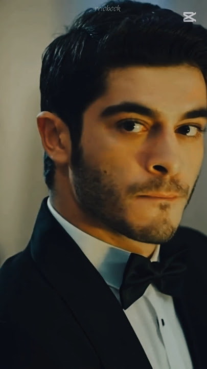 Murat Gets Jealous Seeing Hayat With Someone Else | Emotional & Romantic Twist #burakdeniz