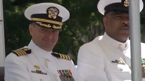 Naval Hospital Jacksonville Holds Change of Command Ceremony