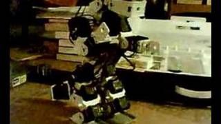 Bioloid 201 -- Dinosaur