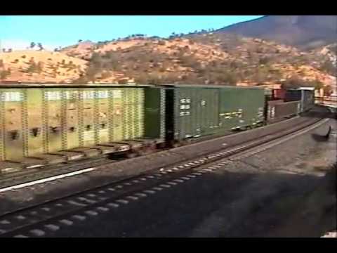 8 BNSF units at Tehachapi Loop