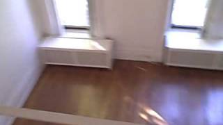 BROWNSTONE STUDIO LOFT APARTMENT: Chicago(Chicago apartment on the gold coast near Lincoln Park in a converted row house mansion with hardwood f;pprs. foreplace, laundry and heat included ..., 2009-09-09T03:24:51.000Z)