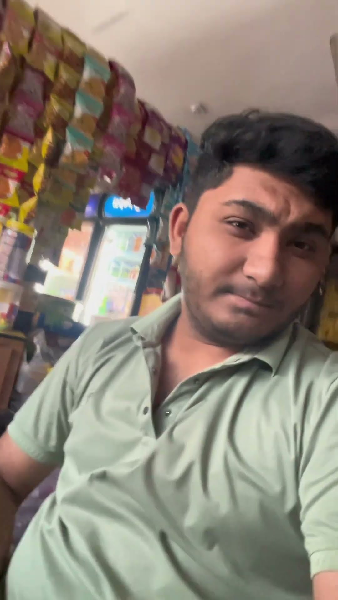 iPhone 15 unboxing ? #shorts #youtubeshorts #viralvideo #minivlog