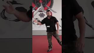 Defensa personal con Krav Maga. Video completo en mi canal !