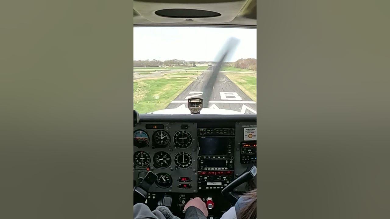 Flight Training Cessna 172 Landing #aviation #flying #privatepilot #flighttraining #cessna172