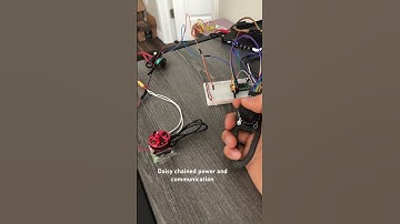 Daisy chained power and serial communication for O32controller