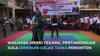 Polisi dan TNI Adu Tinju dengan Mata Tertutup