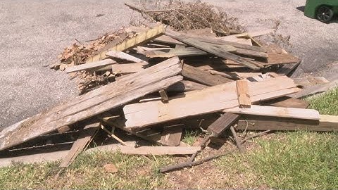 Southwest Houston homeowners seek reimbursement after police chase wrecks fence