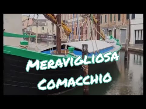 ⁣Meravigliosa Comacchio, scorci della piccola Venezia.