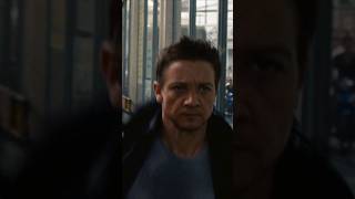 Jeremy Renner's narrow escape scene in Bourne Legacy #movie