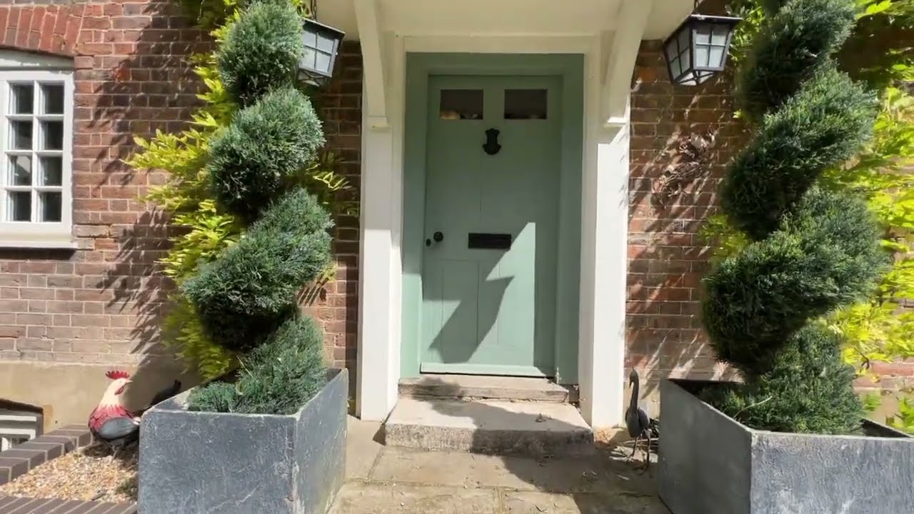 Chalk Hill Farm, Dunstable YouTube