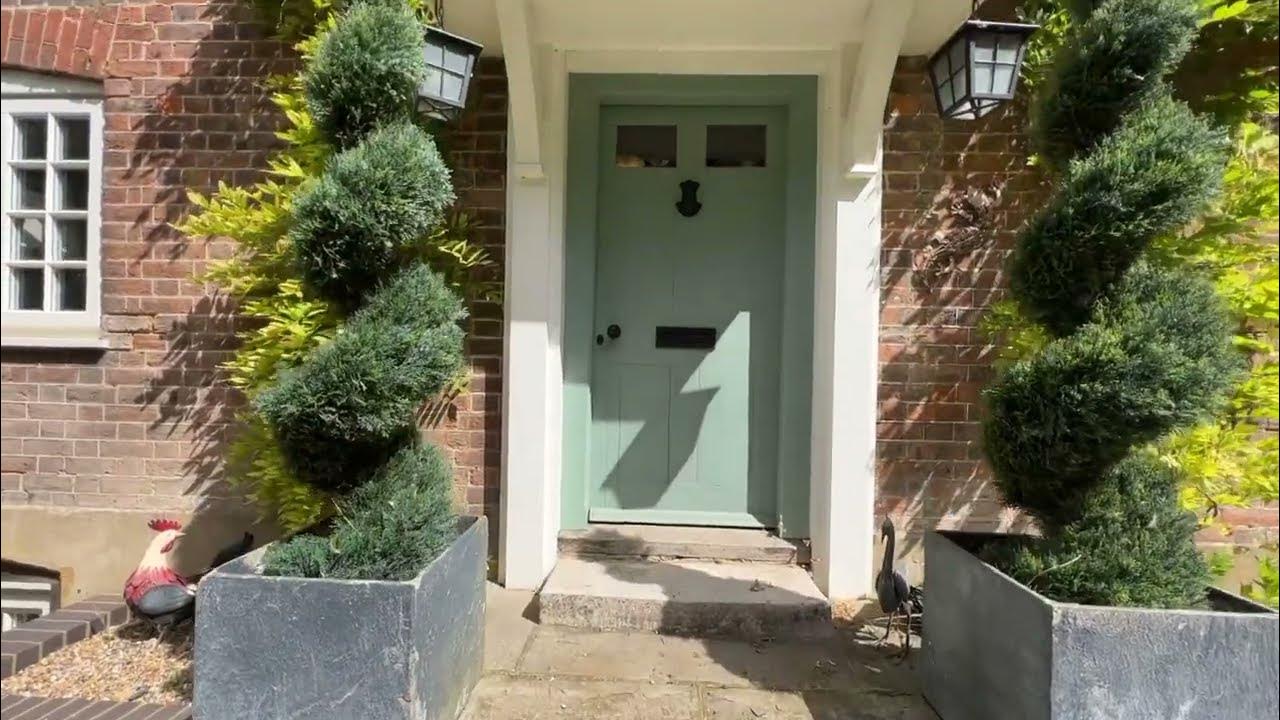 Chalk Hill Farm, Dunstable YouTube