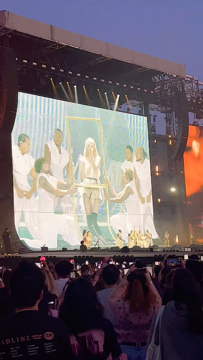 BLACKPINK - ‘Pretty Savage’ Chorus #blackpinkconcert #blackpink #prettysavageblackpink